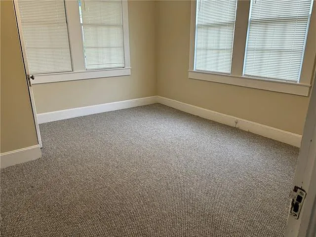 146 Terrance St — Photo 9
