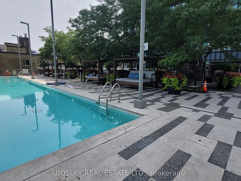 101 Charles St E #4709 — Photo 18