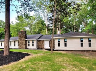 5771 Fox Hollow Cir, North Ridgeville, OH 44039