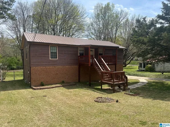 6718 Sanmoore Dr, Pinson, AL 35126