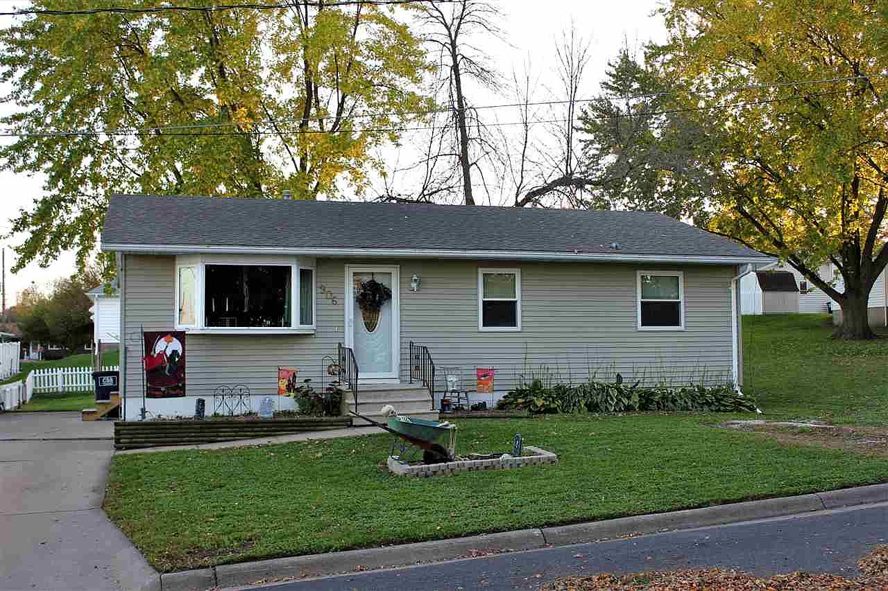 906 Longview St, Parkersburg, IA 50665 Zillow