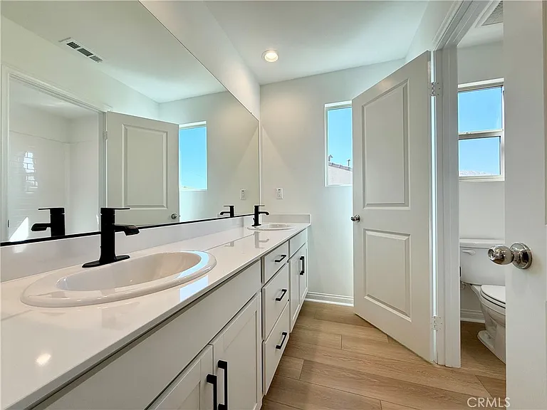 21696 Thomas Ct — Photo 30