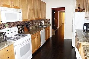 3rd image of 5310 N Paulina St APT 1S