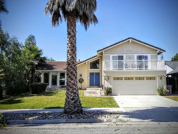 2nd image of 323 Avenida Nogales