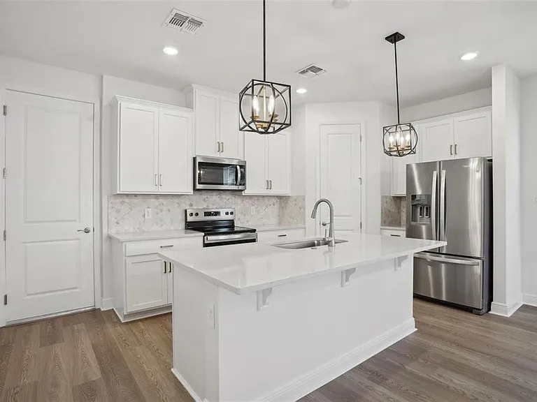Silver Brook Way — Photo 12
