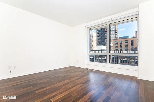 Rented by Citi Habitats | media 27