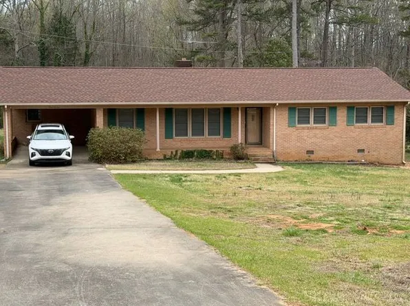 316 Revels Rd, Chesnee, SC 29323