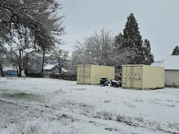 101 N 9th St, Montague, CA 96064