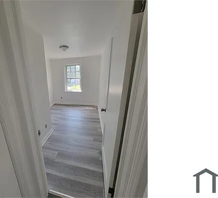 2221 Hecker Ave — Photo 5