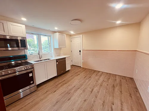203 Summer St #2 Photo 1