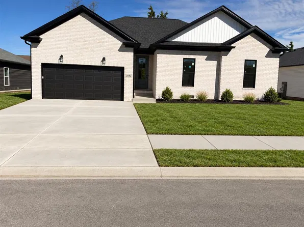 2592 Cedrus Ave, Bowling Green, KY 42101
