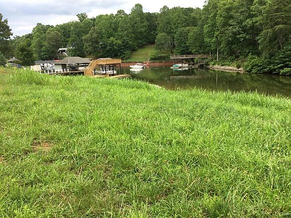 4th image of 0 Lake Edge Dr Lot 34
