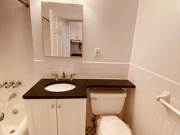 5th image of 443 W 56th St APT 2A