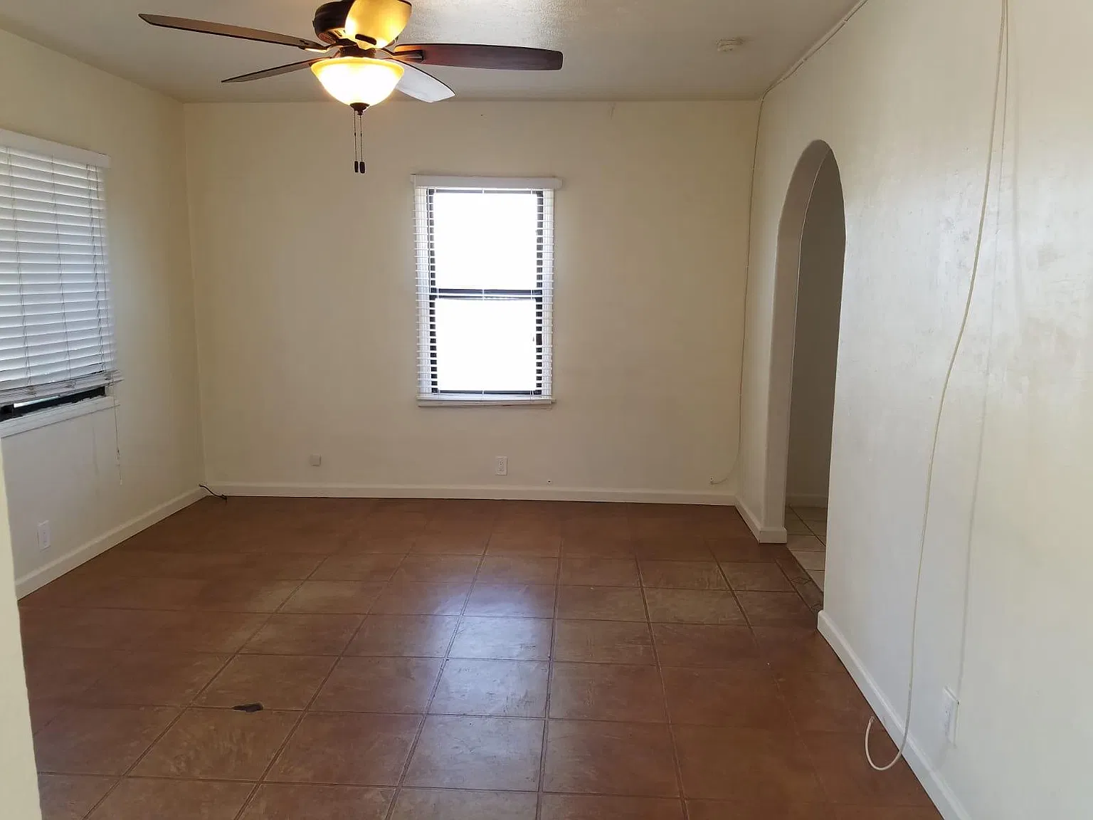 2 bed, 750 sqft, $1,400 — Photo 3