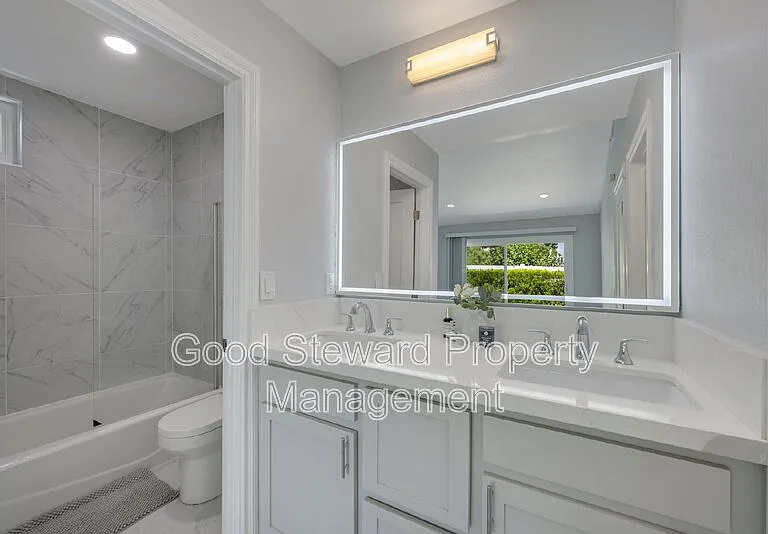 140 S Birchwood St — Photo 32