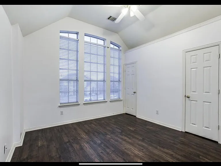 8513 Moraine Dr — Photo 11