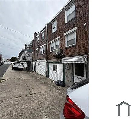 2535 S 75th St — Photo 12