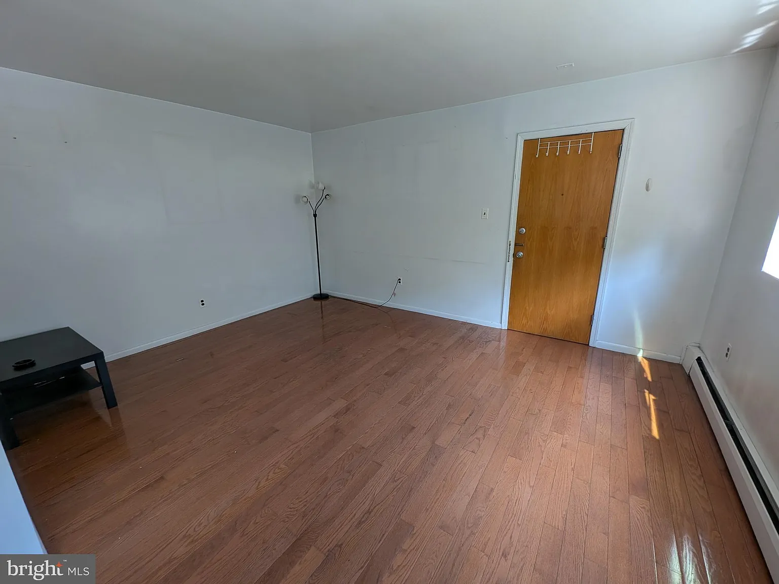 1 bed, $1,350 — Photo 2