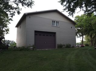 8028 E Dunbar Rd, Monroe, MI 48161