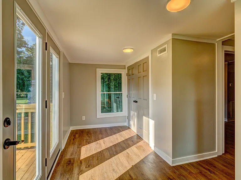 1286 Fallston Rd — Photo 10
