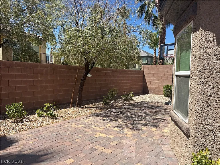 11505 Crimson Rose Ave — Photo 29