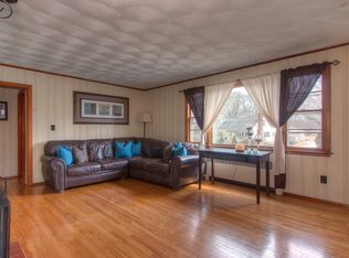 46 Round Hill Rd, Trumbull, CT 06611