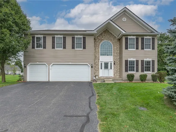834 Willowbrook Dr, Monroe, OH 45050