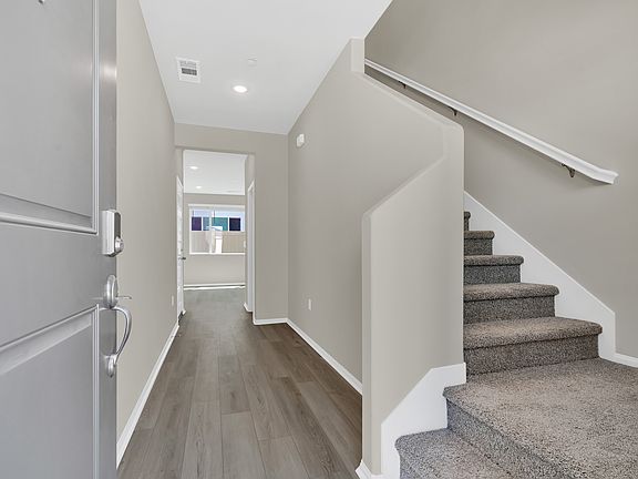 3rd image of 2074 Bergamot St