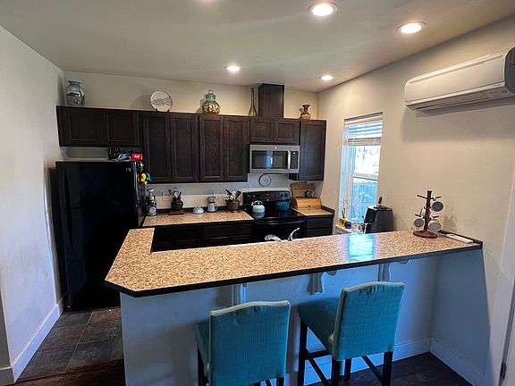 3rd image of 45 Gerard Ln