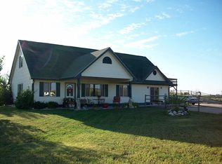 1235 3rd St, Fairburn, SD 57738