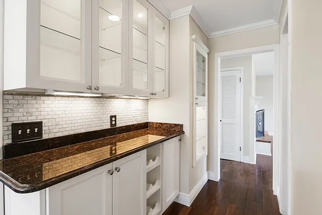 5799 Blandford Ct — Photo 6