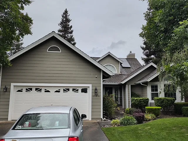 Building Photo - 705 Cypress Run