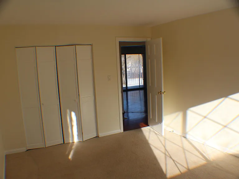 25 Fernview Ave — Photo 9