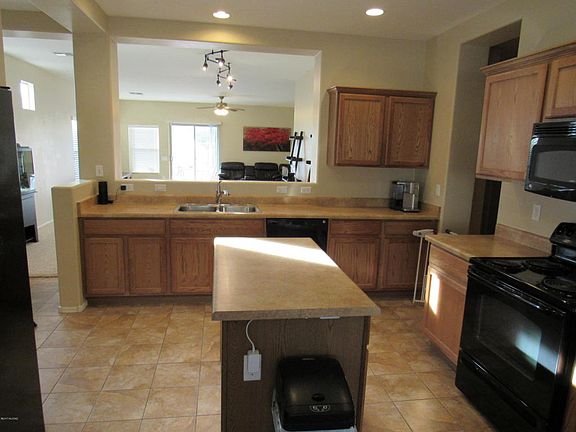 5th image of 577 W Calle Sombra Linda
