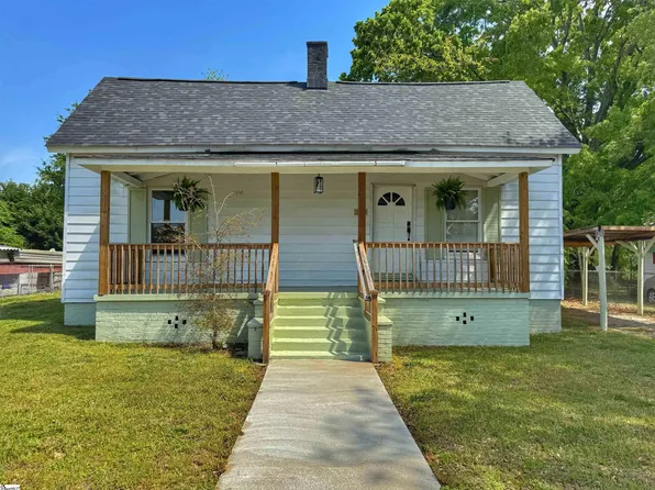 333 Buncombe St, Woodruff, SC 29388