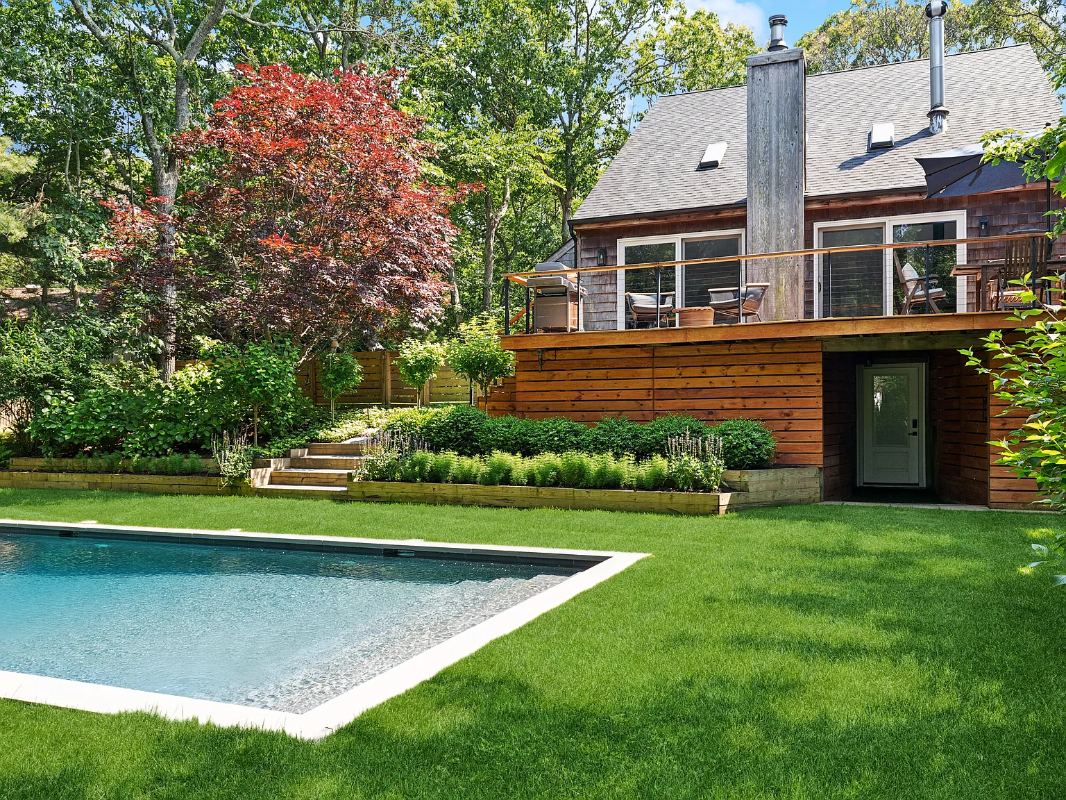 Chic Summer Retreat in the Heart of Springs — Photo 1