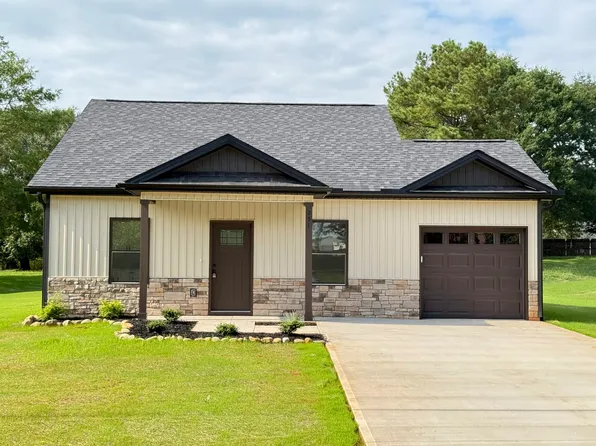 251 Woodgate Rd, Cowpens, SC 29330