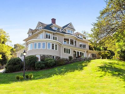 756 Jerusalem Rd APT 1, Cohasset, MA, 02025