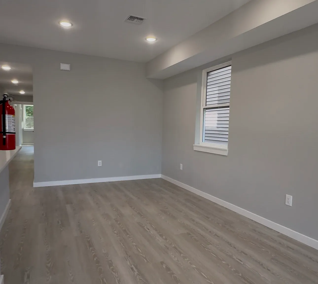 3 bed, 1300 sqft, $2,950 — Photo 1