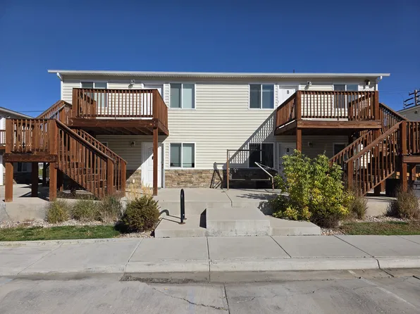 616 W 4th St #B, Cheyenne, WY 82007