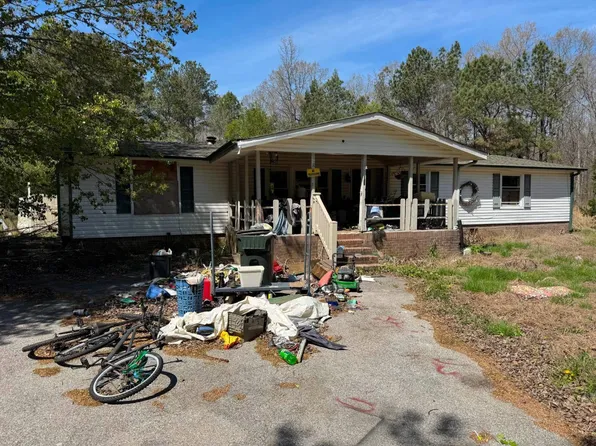 122 Country Crest Dr, Hazel Green, AL 35750