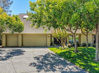 11380 Huntington Village Ln, Gold River, CA 95670