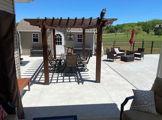 350 Possum Hollow Rd, Latrobe, PA 15650