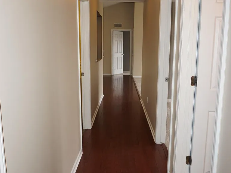 1345 Addington Ln — Photo 14