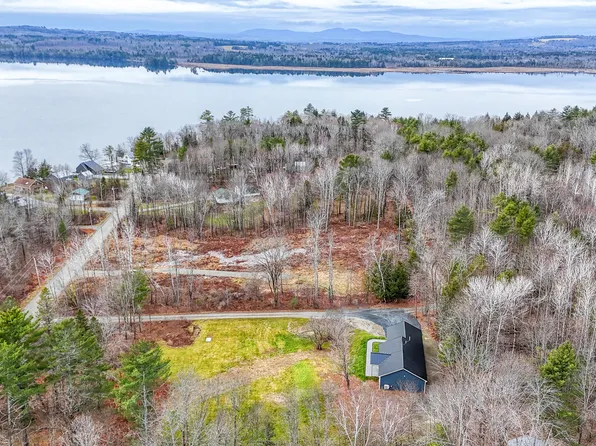 11 Sandpiper Road, Madison, ME 04950