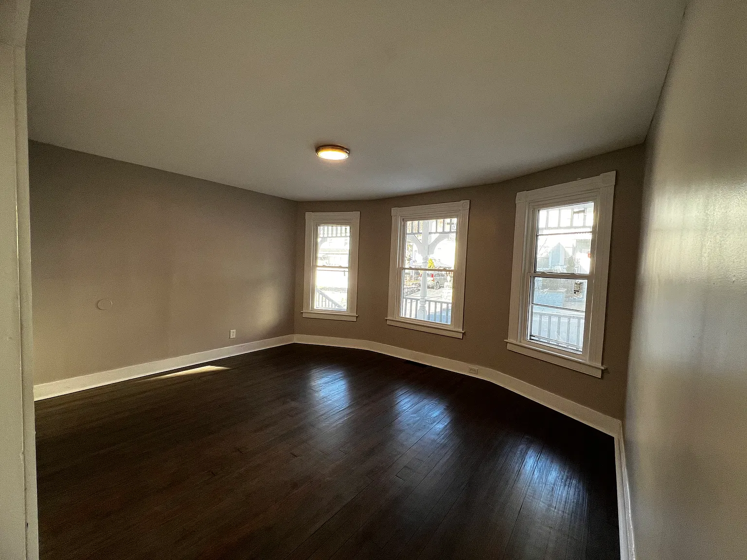 58 Wolcott St — Photo 3