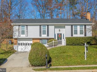 8343 Terra Grande Ave, Springfield, VA 22153