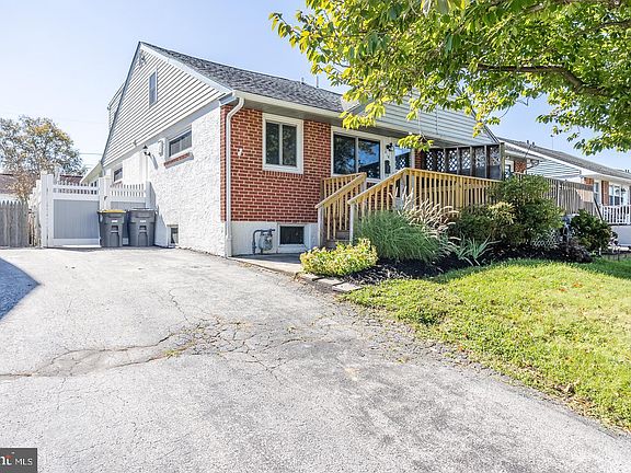 2nd image of 416 Garfield Ave