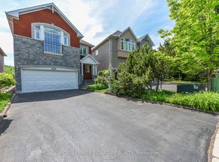 5504 Windy Hill Ct, Mississauga, ON L4Z3W4