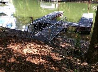 3657 Lakeview Dr, Gainesville, GA 30501